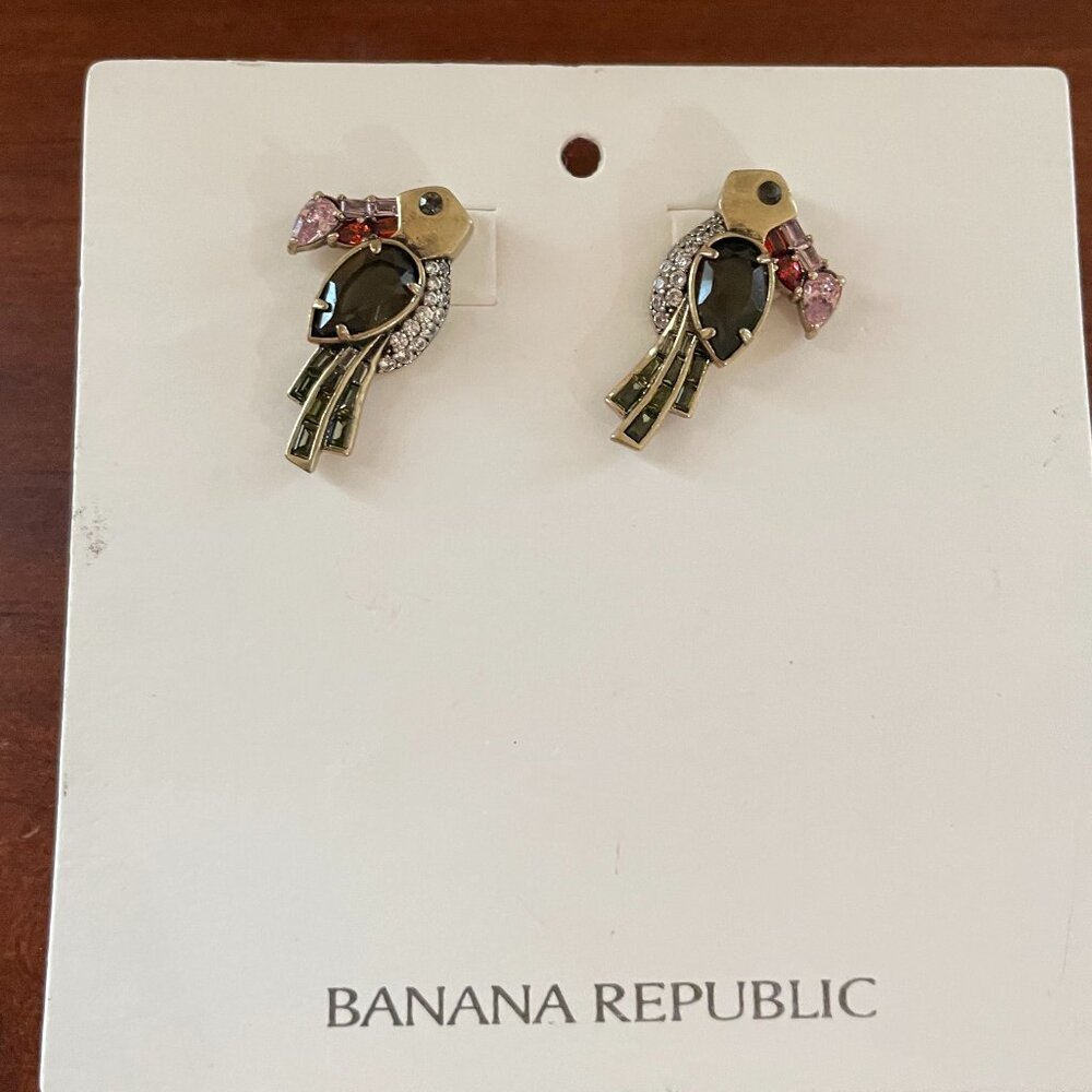 Banana Republic Toucan Earrings.